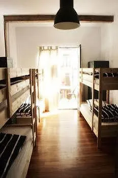 Surfing Etxea - Surf Hostel San Sebastian