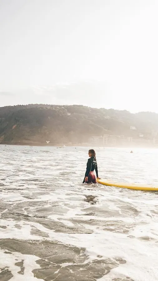 Surfing Etxea - Surf Hostel San Sebastián